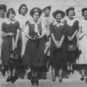 empleadas-de-la-fabrica-de-carton-figueras-1938